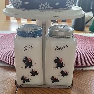 Vintage Scottie Dog Salt and Pepper Shakers